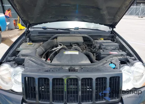 2010 Jeep Grand Cherokee Laredo из США, поврежденный, VIN 1J4PR4GK9AC130016